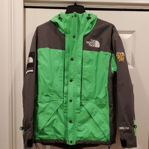 The North Face Suprene RTG Gore-Tex Men's Green and Gray Jacket